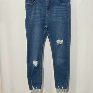 Free People Shark Bite Distressed Skinny Jeans in Blue Medium Wash Sz 31